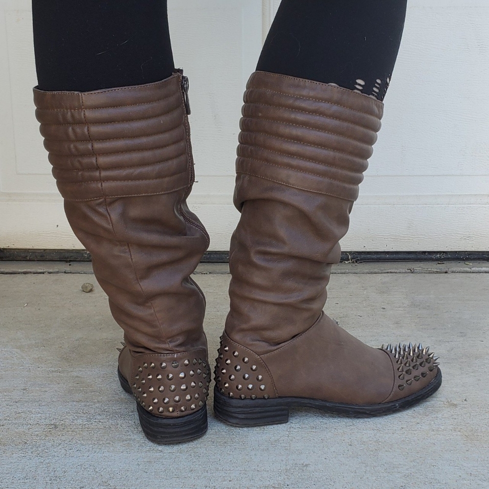 Brown Faux Leather & Silver Spikes Kneehigh Boots - Picture 4 of 4